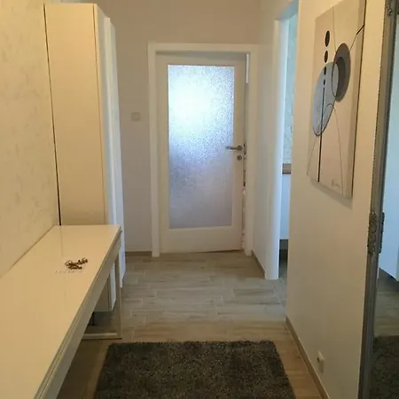 Am Löwenpark Apartment *