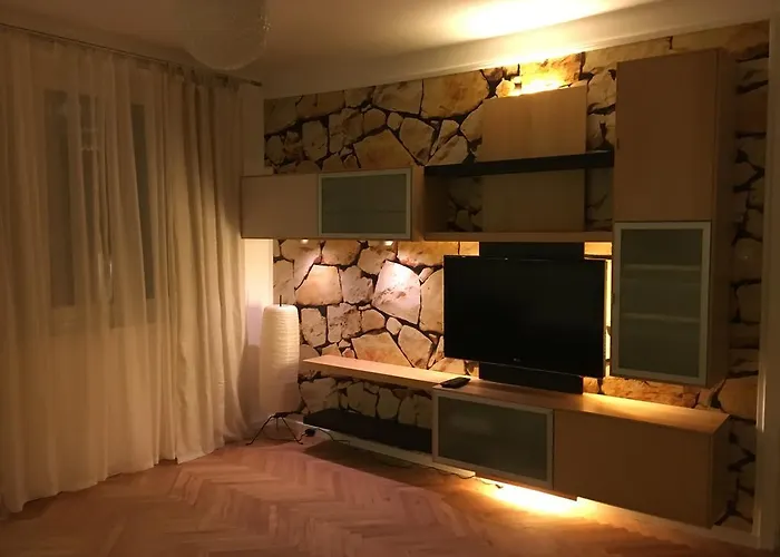 Am Loewenpark * מלק